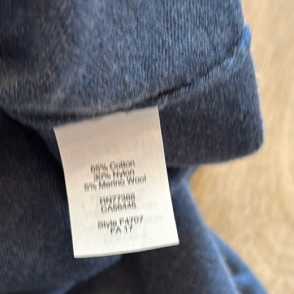 J Crew Men's Blue Sweater - Picture 5 of 5